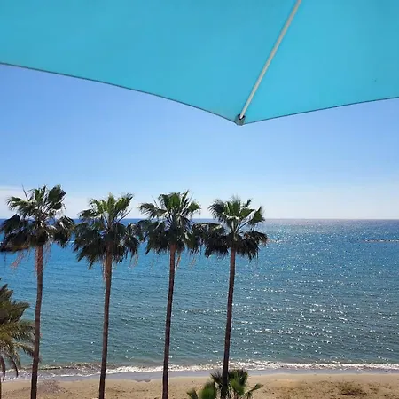 Appartamento Seafront Flat Vacations Voroklini