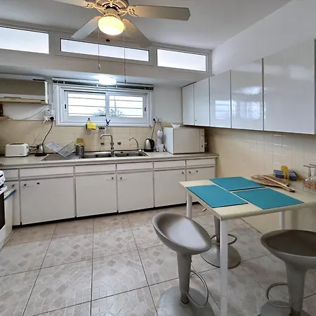 Seafront Flat Vacations Appartamento Voroklini